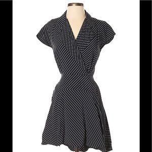 MM LaFleur Dress Size 0